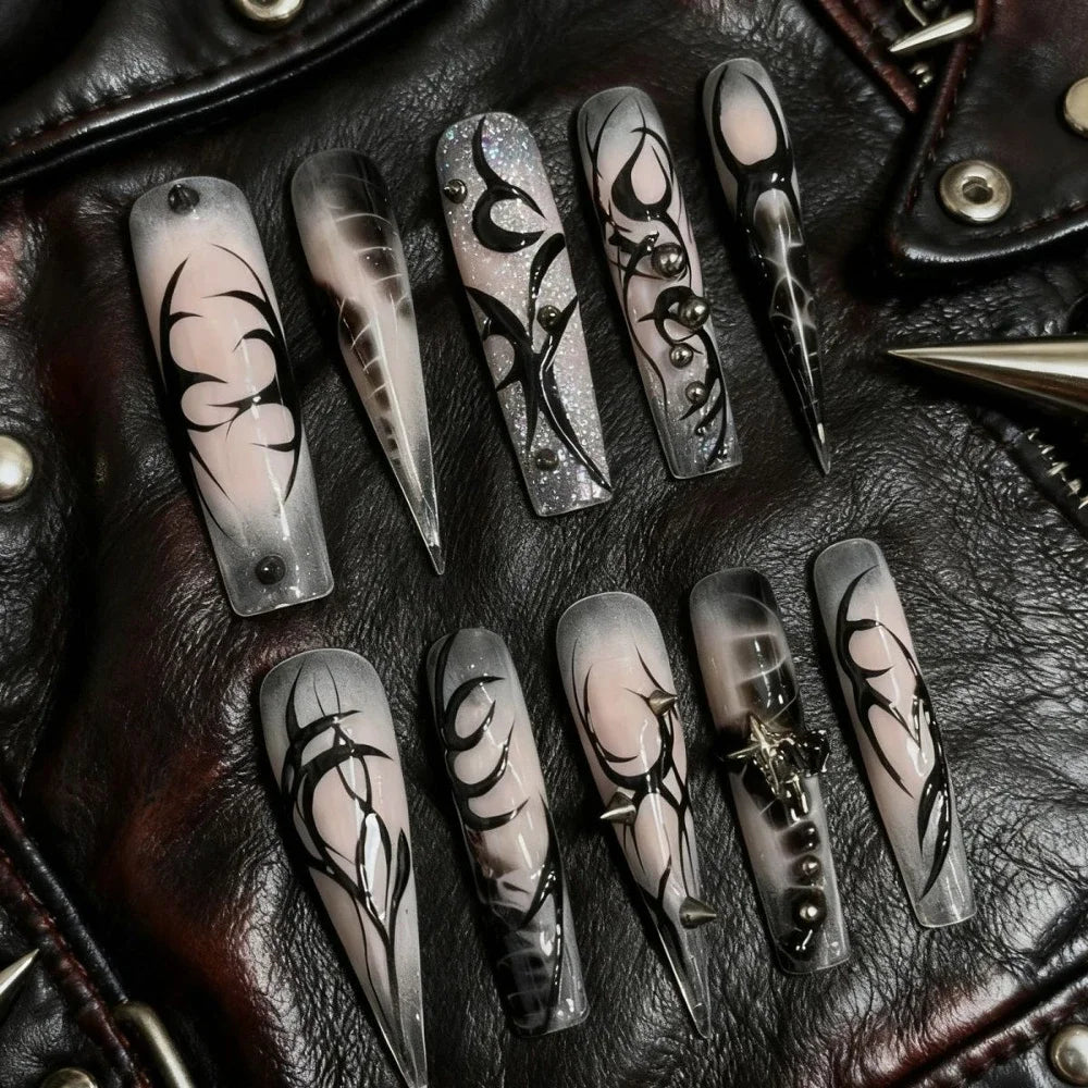 Chain & Spike Gothic Stiletto Press-On Nails