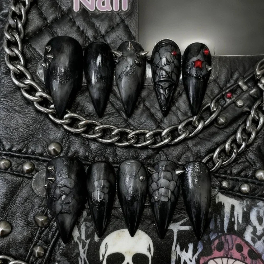 Chain & Spike Gothic Stiletto Press-On Nails