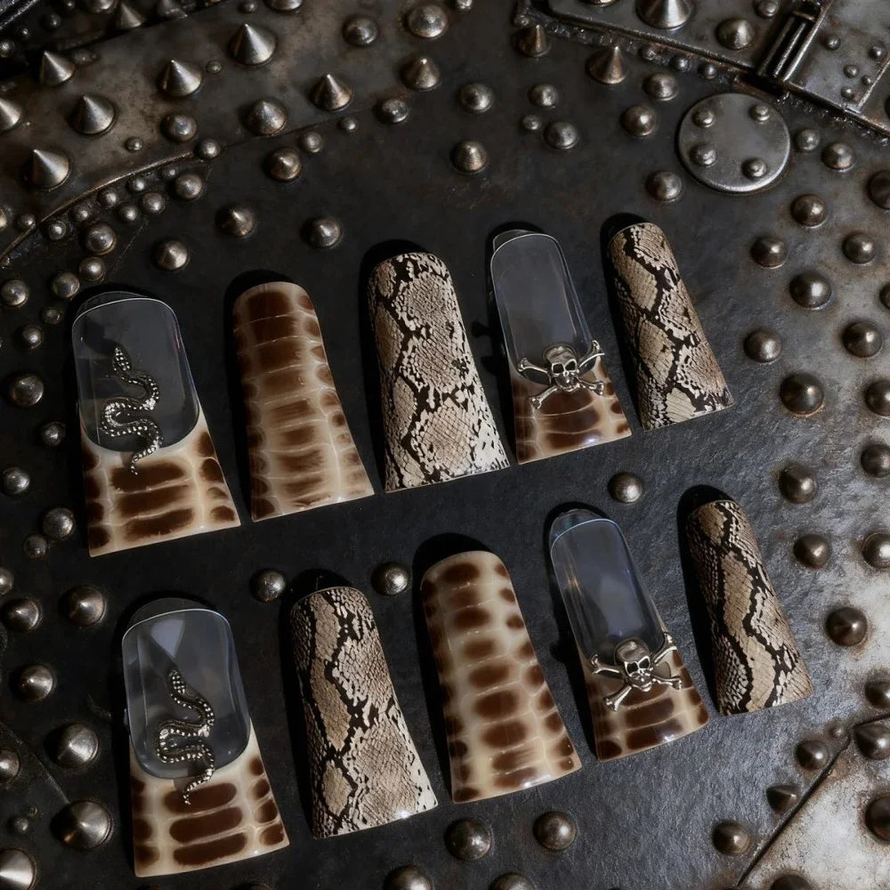 Chain & Spike Gothic Stiletto Press-On Nails